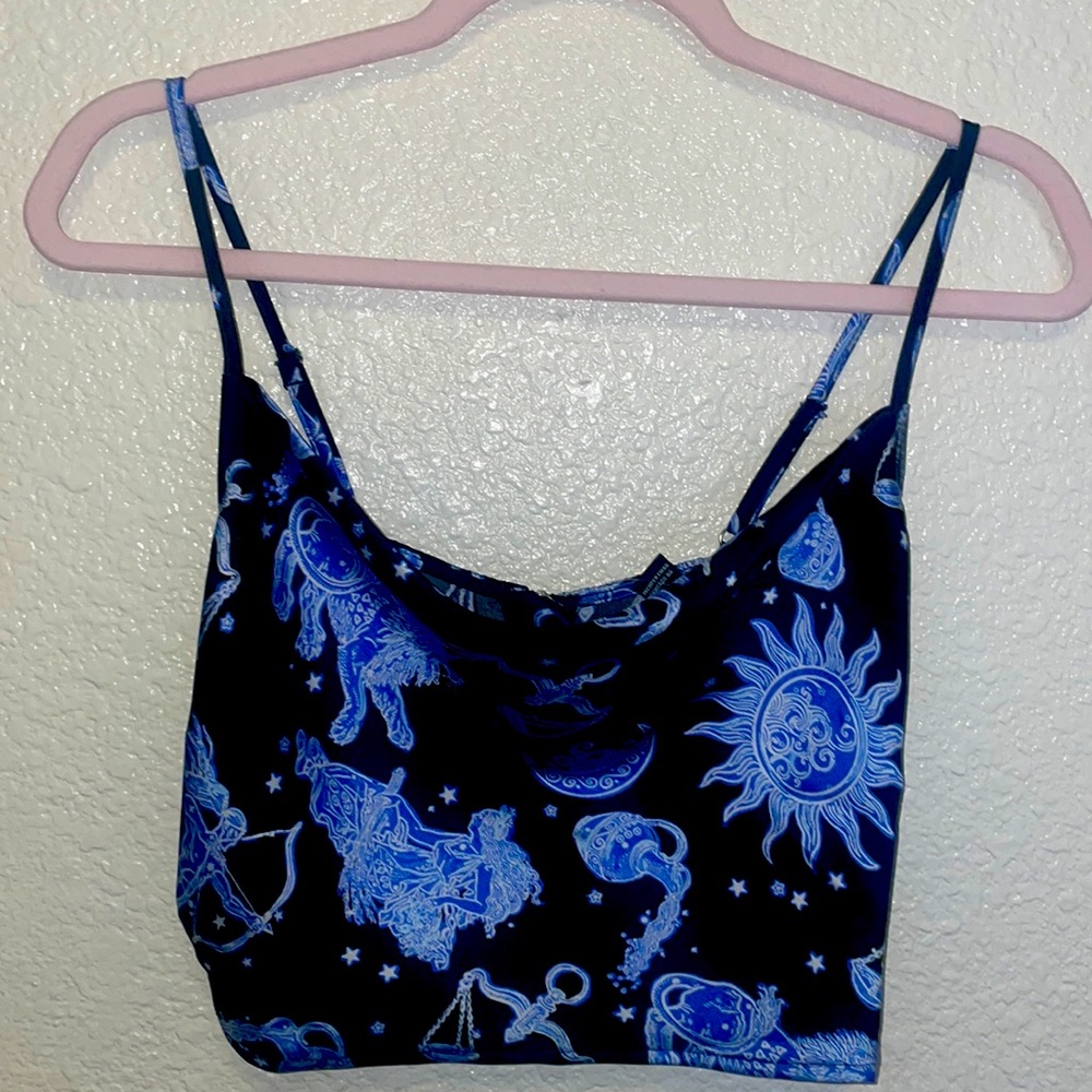 Crop top zodiac